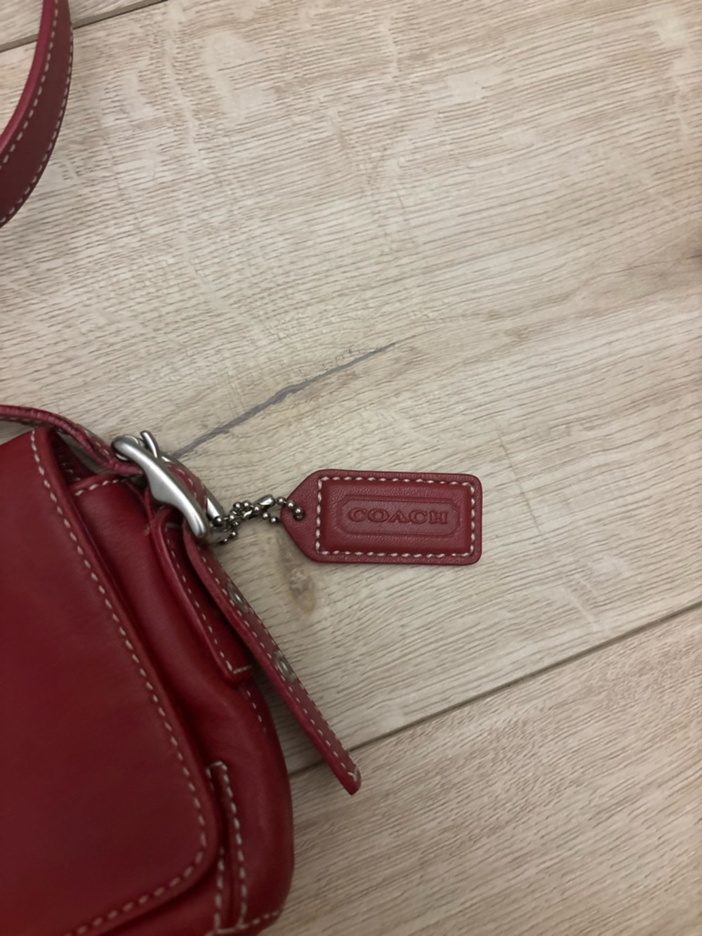 Y2K Coach Mini Legacy Shoulder Bag in Burgundy Red Leather Coach Vintage - Picture 13 of 15